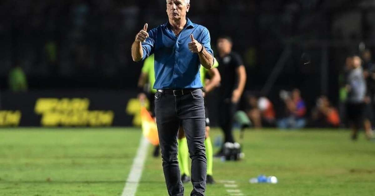 Renato exalta Suárez e vê Grêmio forte na briga pelo título do Brasileirão: Nada é impossível
