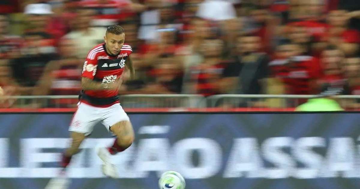 Everton Cebolinha destaca importância de Tite em seu crescimento no Flamengo