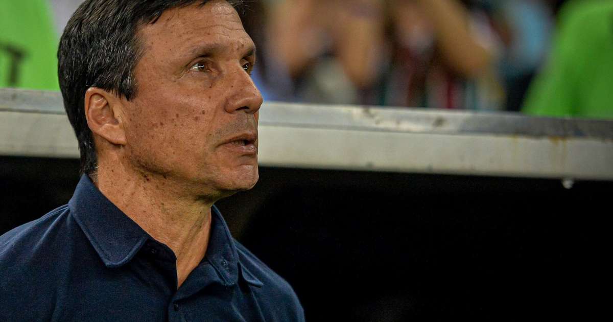 Cruzeiro definirá futuro de Zé Ricardo em reunião neste domingo