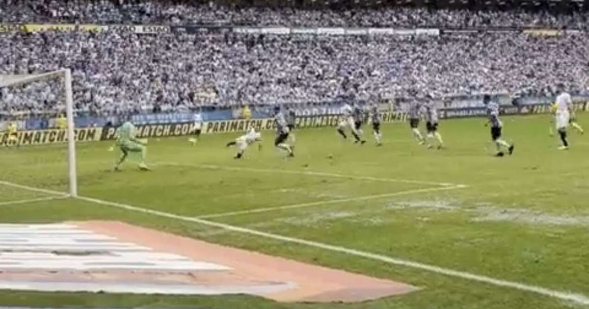 Corinthians consegue vitória suada e dificulta chances de título do Grêmio
