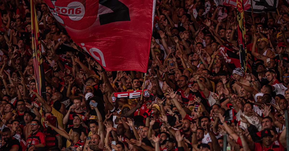 Grupo faz denúncia contra o Flamengo por cantos homofóbicos no Fla-Flu
