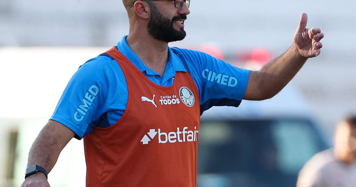 Após vexame em Derby, Palmeiras demite Ricardo Belli, técnico do futebol feminino