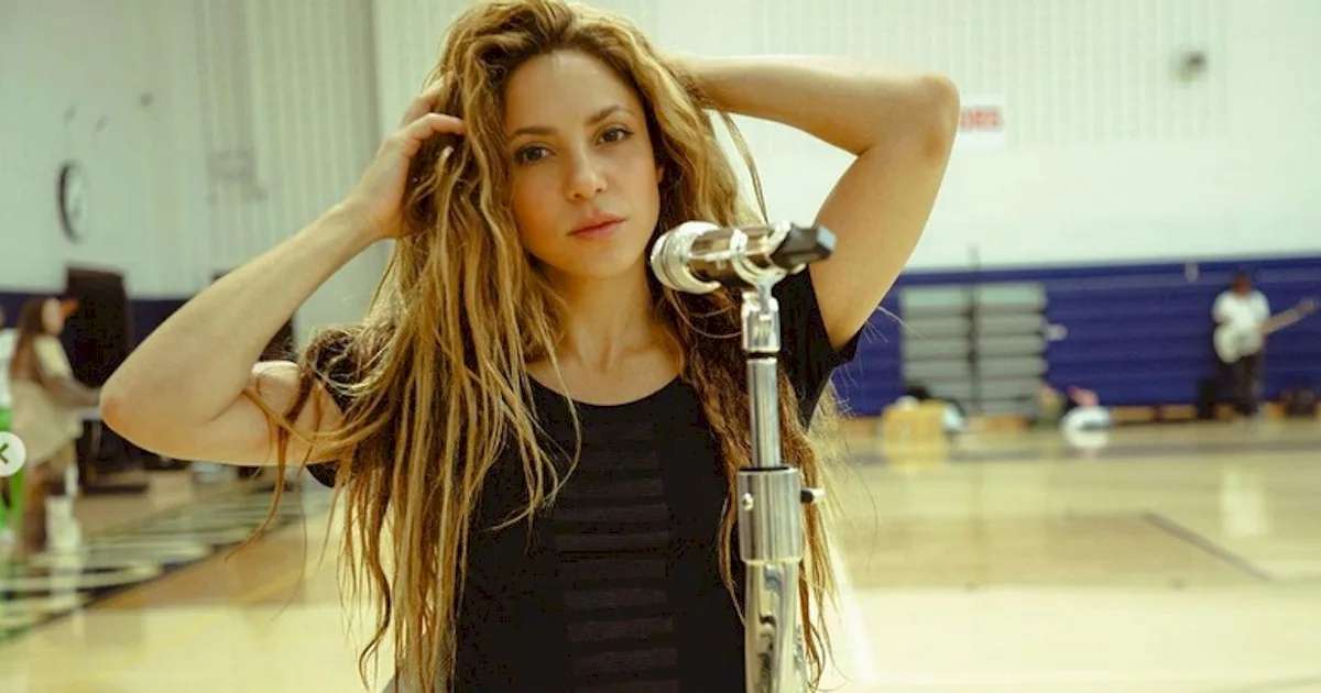 Shakira anuncia novo álbum para 2024 e maior turnê de sua carreira