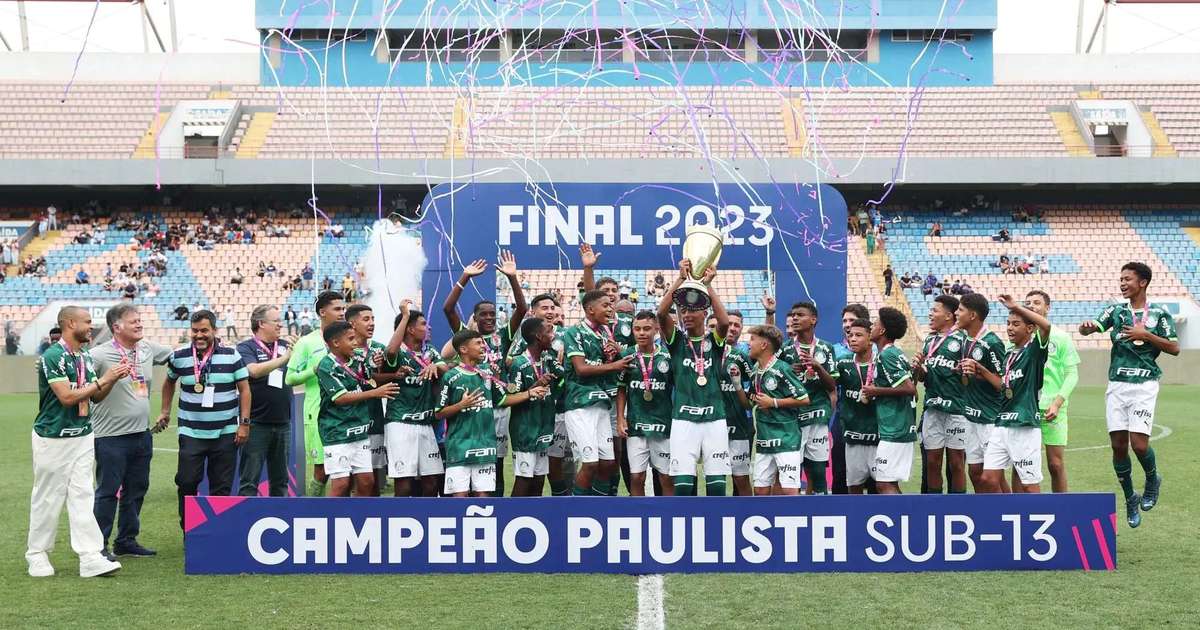 Palmeiras vence o São Paulo por 4x0 e é campeão Paulista