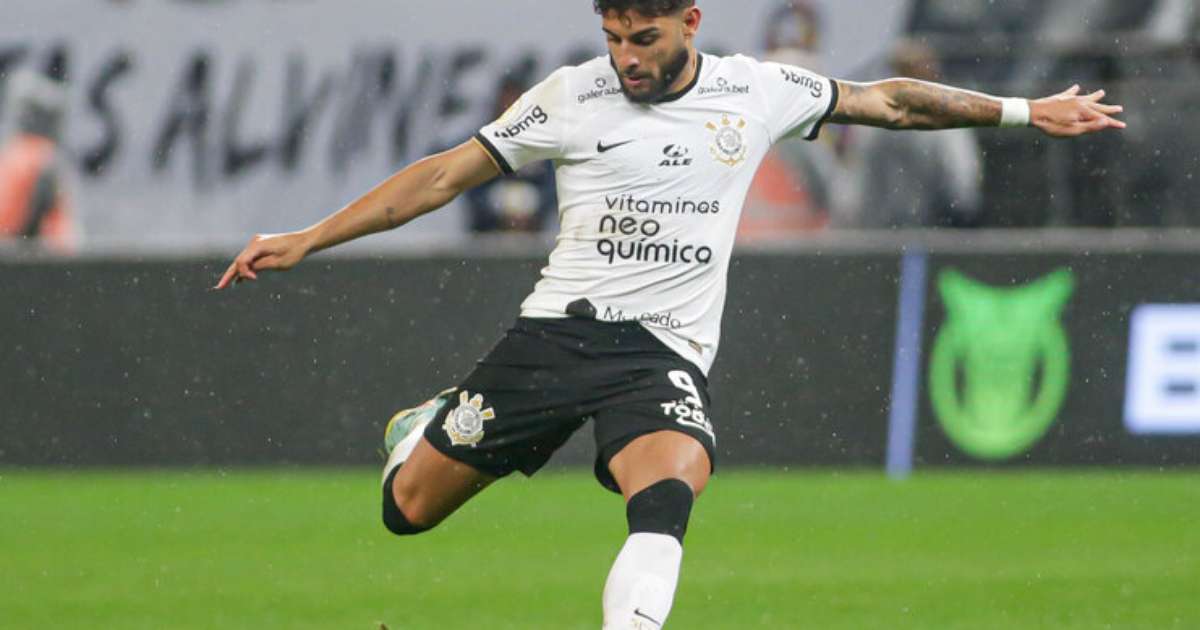 Corinthians vê novo centroavante como prioridade em 2024