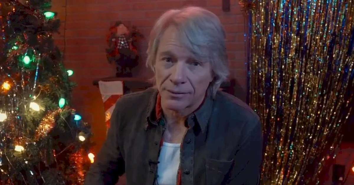 Vivid Jon Bon Jovi's Christmas Tree Revives The Sentimental Trend Artwork Nature Vivid Jon Bon Jovi's Christmas Tree Revives The Sentimental Trend Artwork Nature