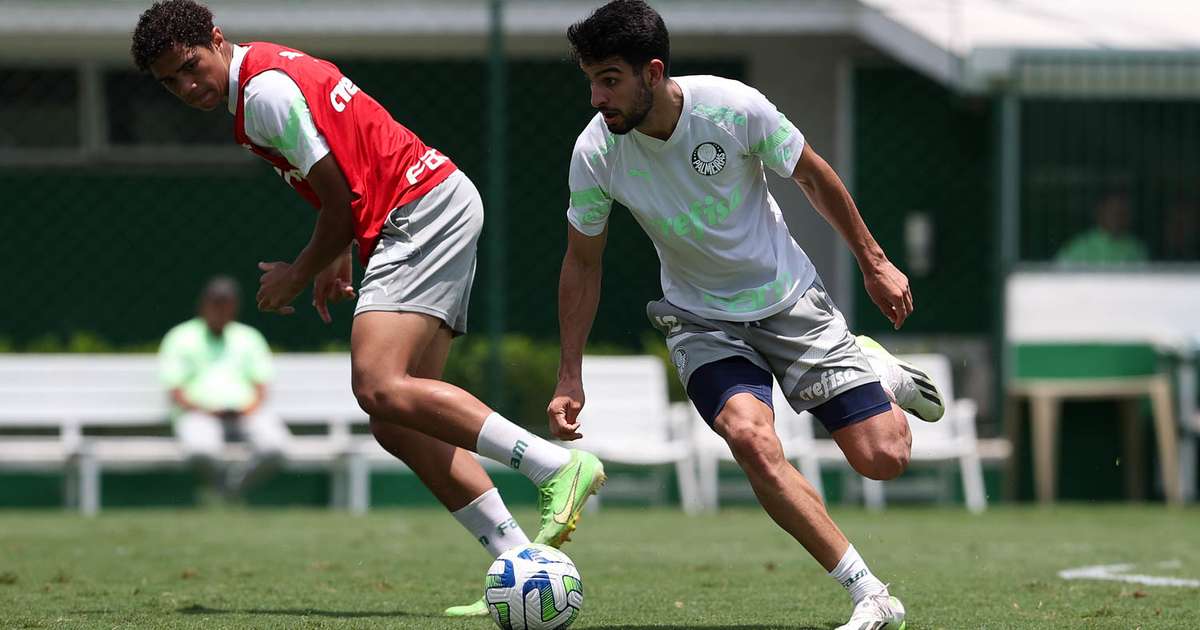 Sem convocados, Abel divide elenco do Palmeiras em dois visando duelo contra o Fortaleza