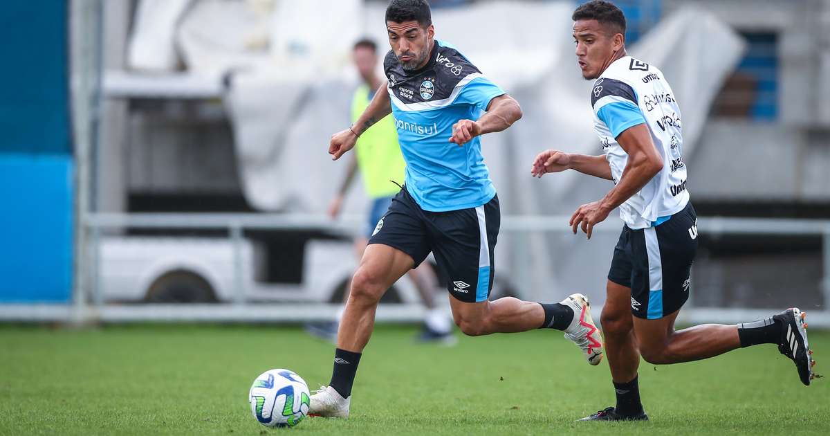 Com retorno de Suárez aos gramados, Grêmio treina de olho em partida diante do Atlético-MG pelo Brasileiro