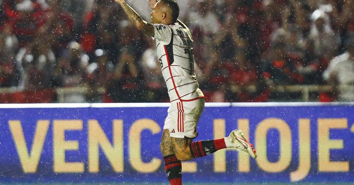 Cebolinha ressurge sob o comando de Tite e vira pilar do Flamengo