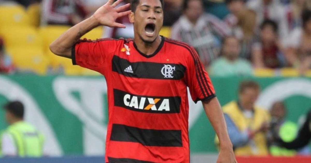 Ex-Flamengo, Hernane Brocador é anunciado como novo atacante da Portuguesa-RJ para 2024