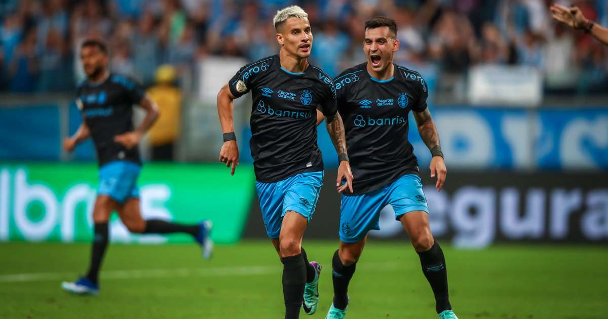 Bruno Alves valoriza virada do Grêmio e mira vaga direta na Libertadores: Queremos algo a mais