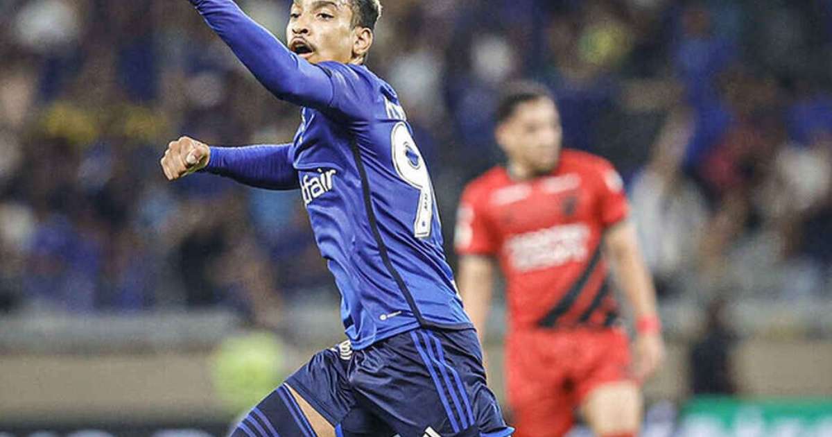 Matheus Pereira celebra primeiro gol pelo Cruzeiro, mas lamenta empate: Merecíamos ganhar