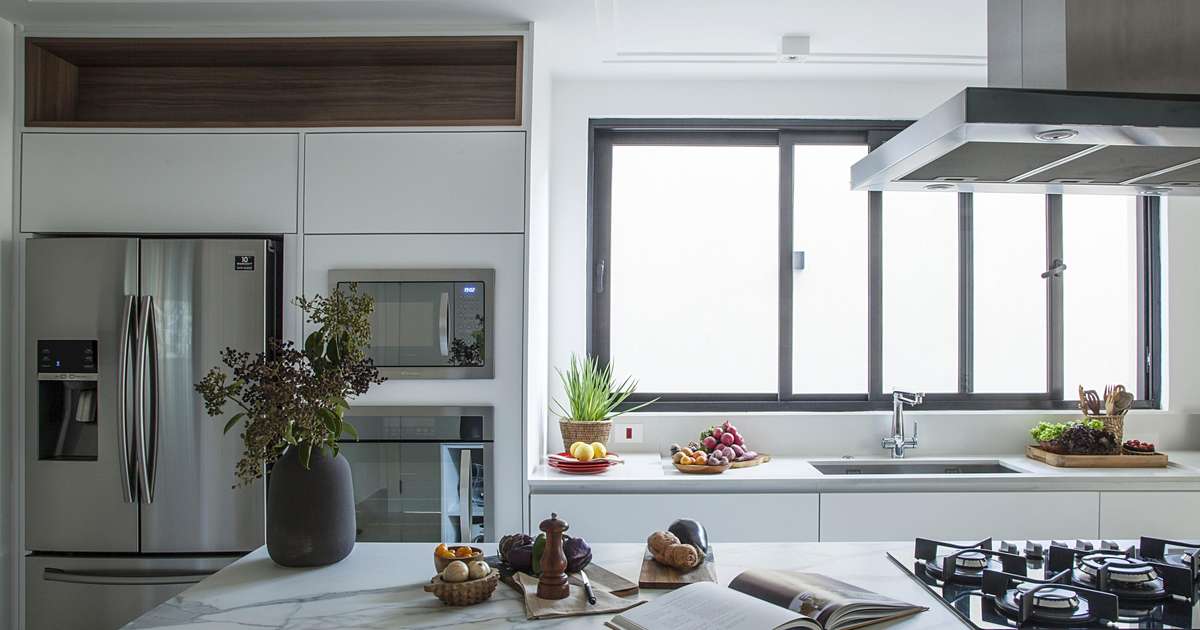 Marcenaria planejada é a solução para uma cozinha prática e bonita