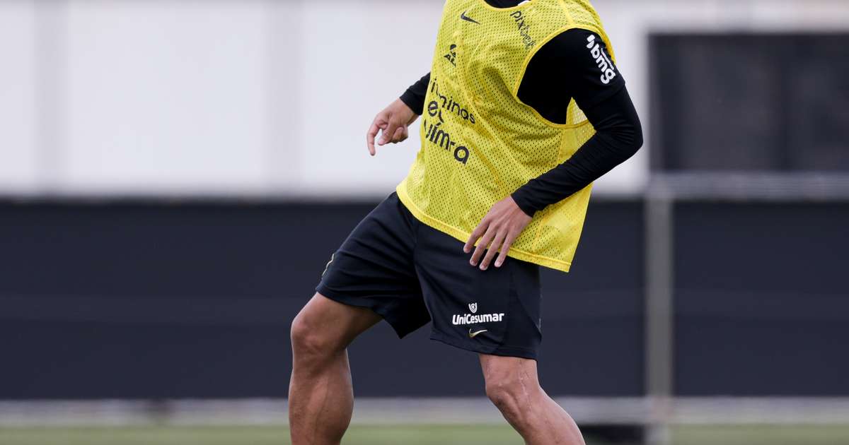 Ruan Oliveira perde espaço com Mano Menezes e tem futuro indefinido no Corinthians