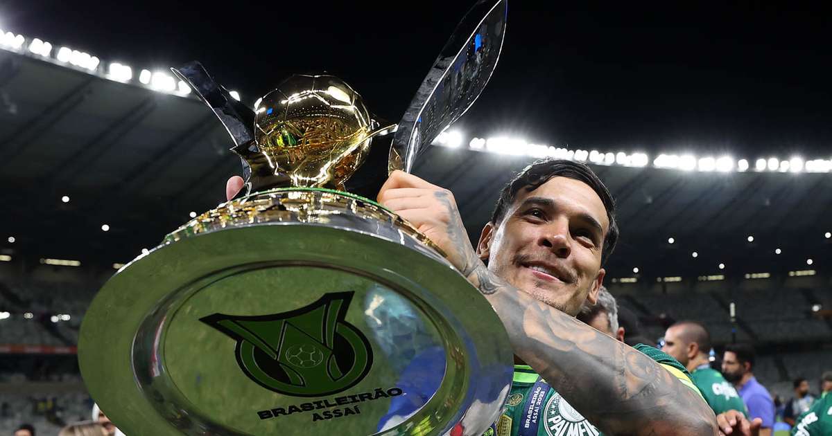 Gustavo Gómez torna-se o capitão com mais títulos na história do Palmeiras