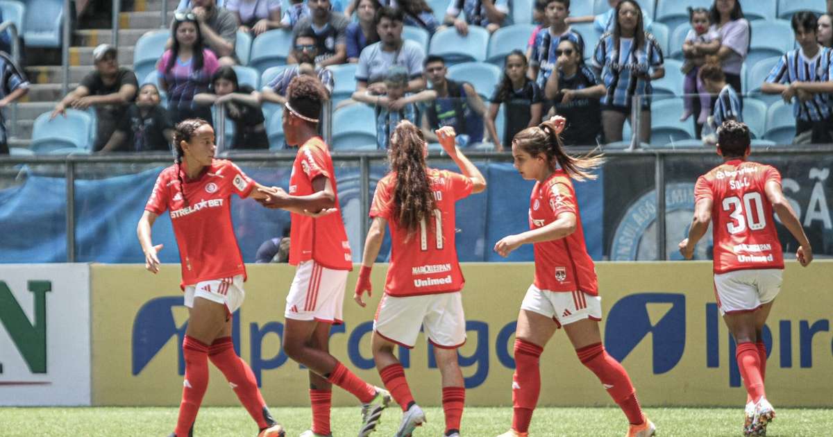 Nacional e Atlético Nacional empatam em jogo de oito gols na Libertadores, libertadores