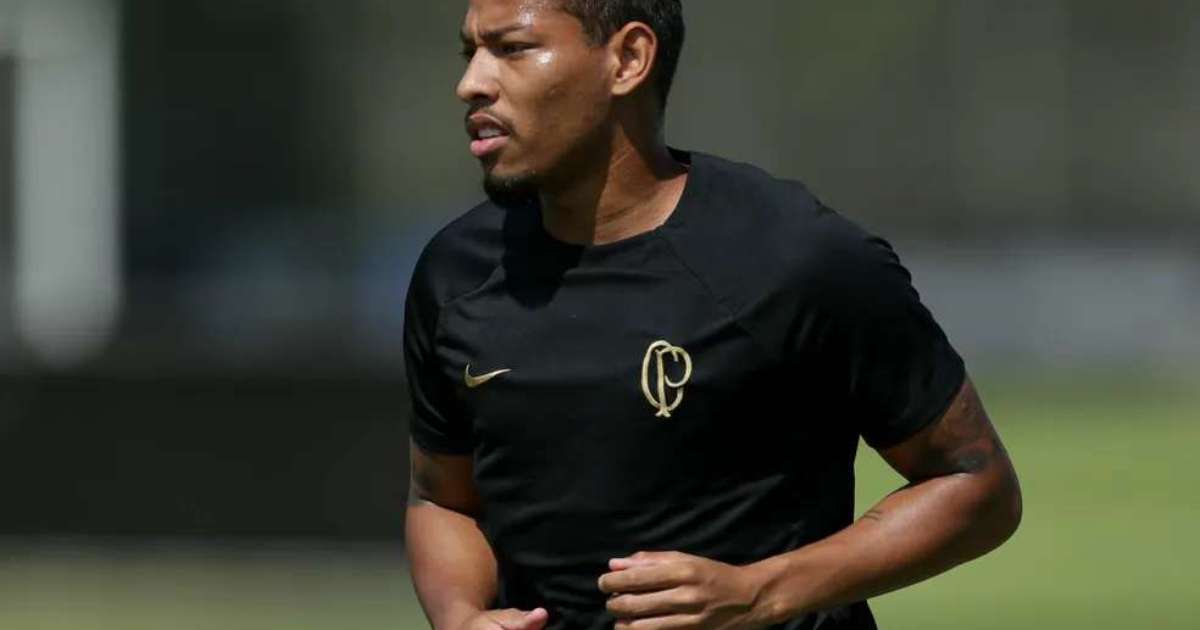 Meio-campista do Corinthians rompe ligamento cruzado