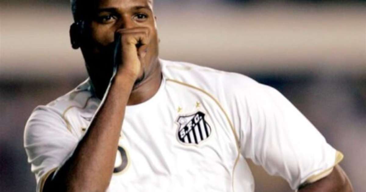 Zagueiro Domingos se oferece para jogar de graça no Santos