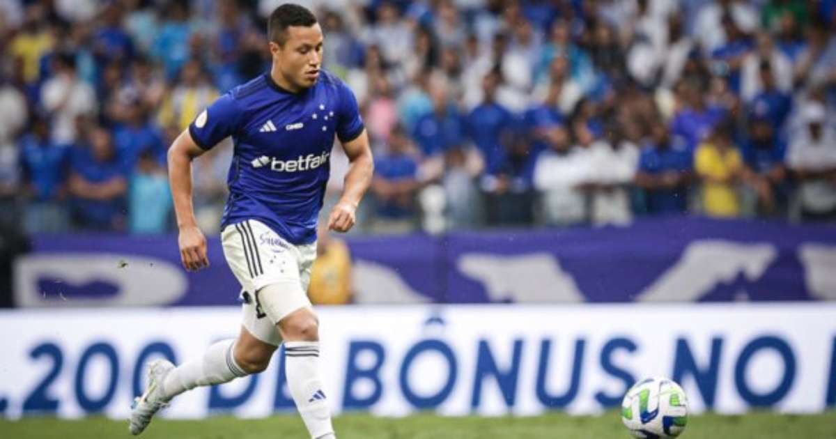 Internacional avalia investida por Marlon, lateral do Cruzeiro