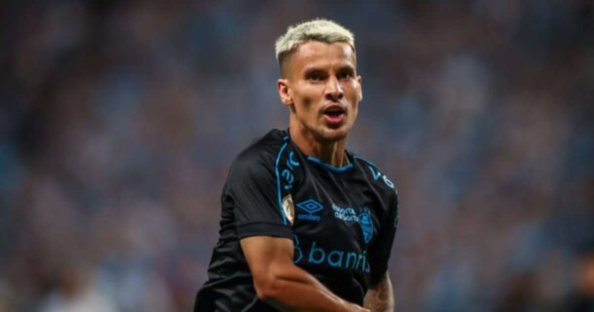 São Paulo quer Ferreira até o Natal; Grêmio procura outro meia