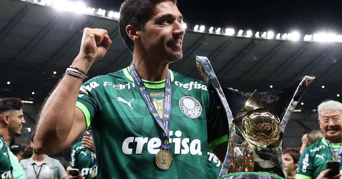 Abel Ferreira reafirma permanência em 2024: 