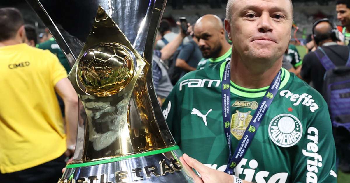 Com proposta do América-MG, auxiliar de Abel opta por ficar no Palmeiras