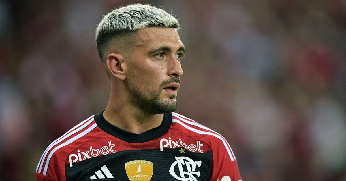 Arrascaeta admite conversas com De La Cruz, possível reforço do Flamengo