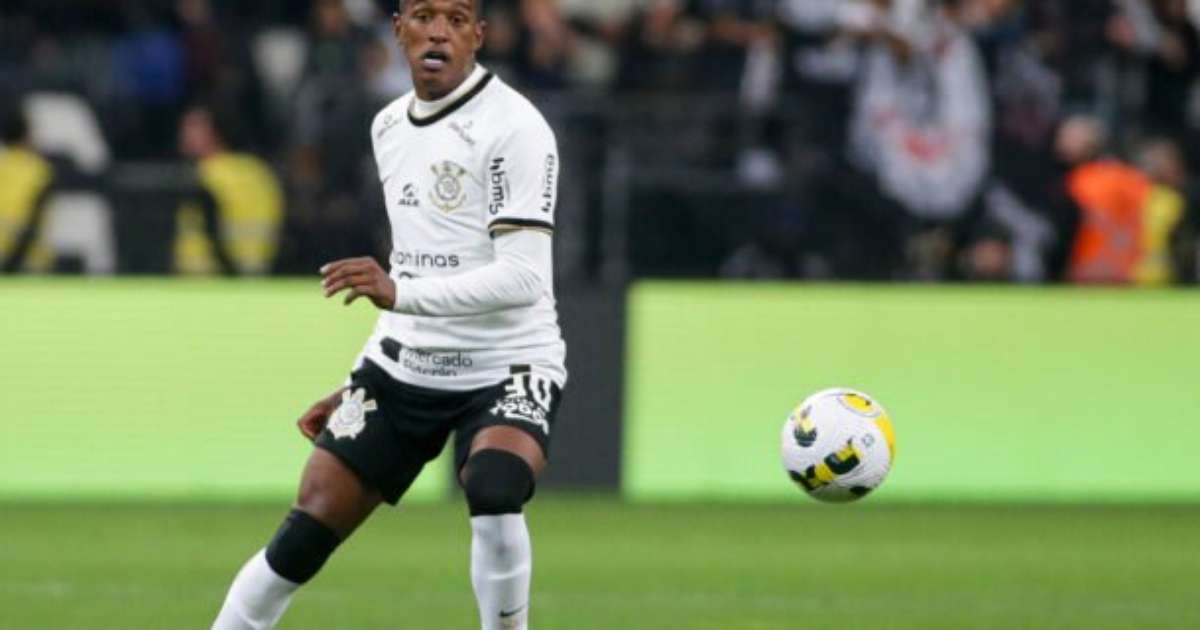 Corinthians desiste do retorno do zagueiro Robert Renan