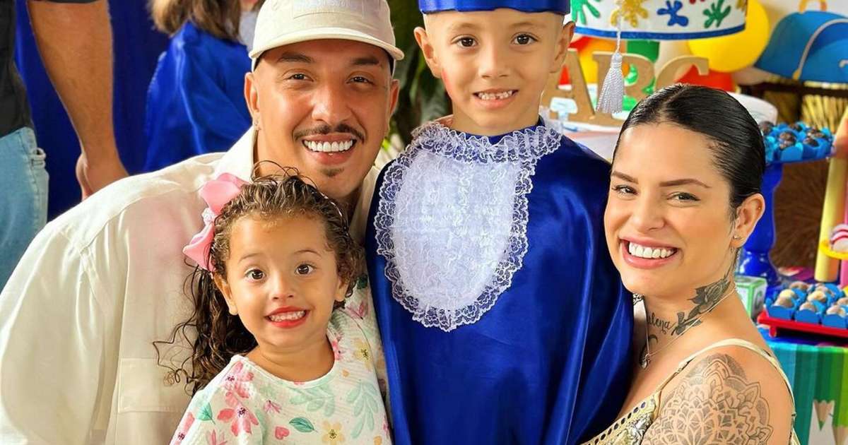 Cantor Delacruz se casa na Umbanda com irmã de ex BBB "Umbanda é paz e