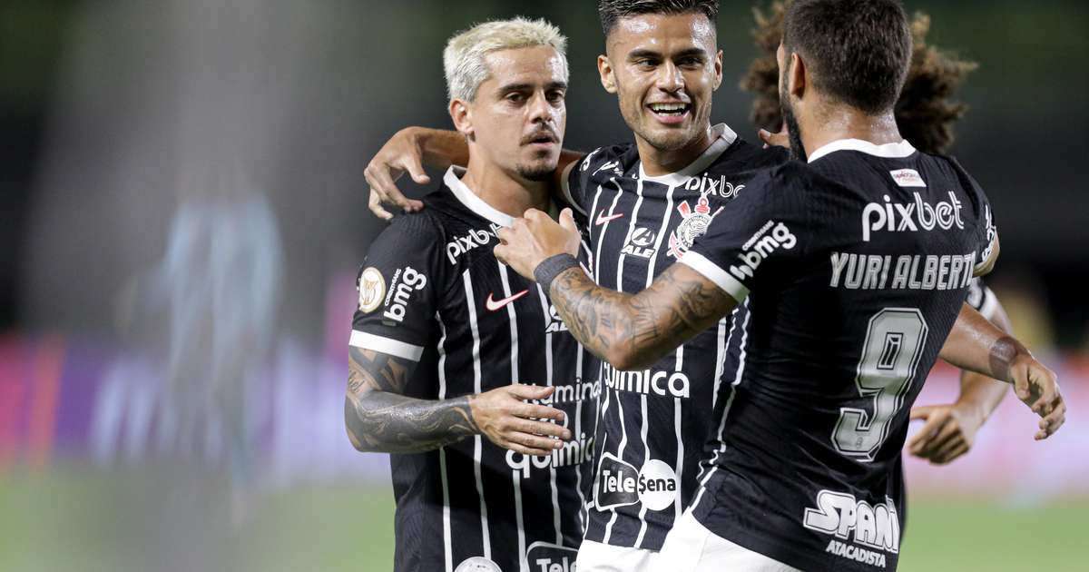 Nova diretoria do Corinthians busca equilibrar média de idade do elenco; entenda