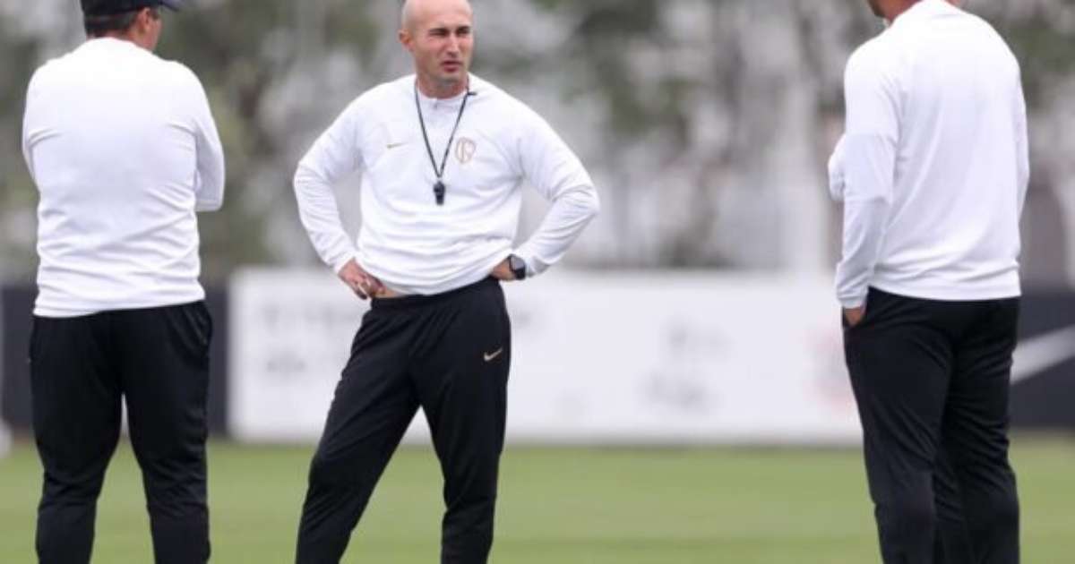 Cauan de Almeida comunica saída do Corinthians e será treinador do América