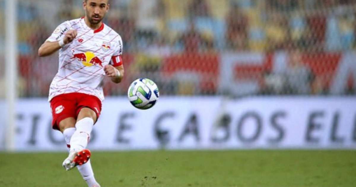Dirigente do Bragantino revela que Flamengo está perto de acerto por Léo Ortiz