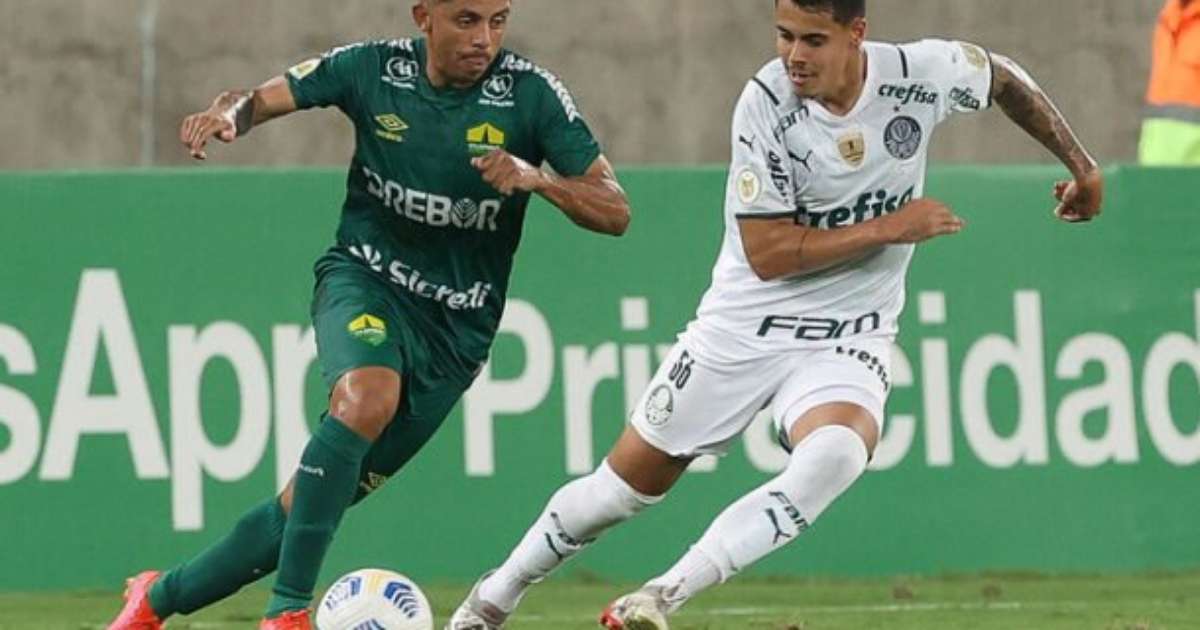 Grêmio entra em briga com Juventude por zagueiro do Palmeiras