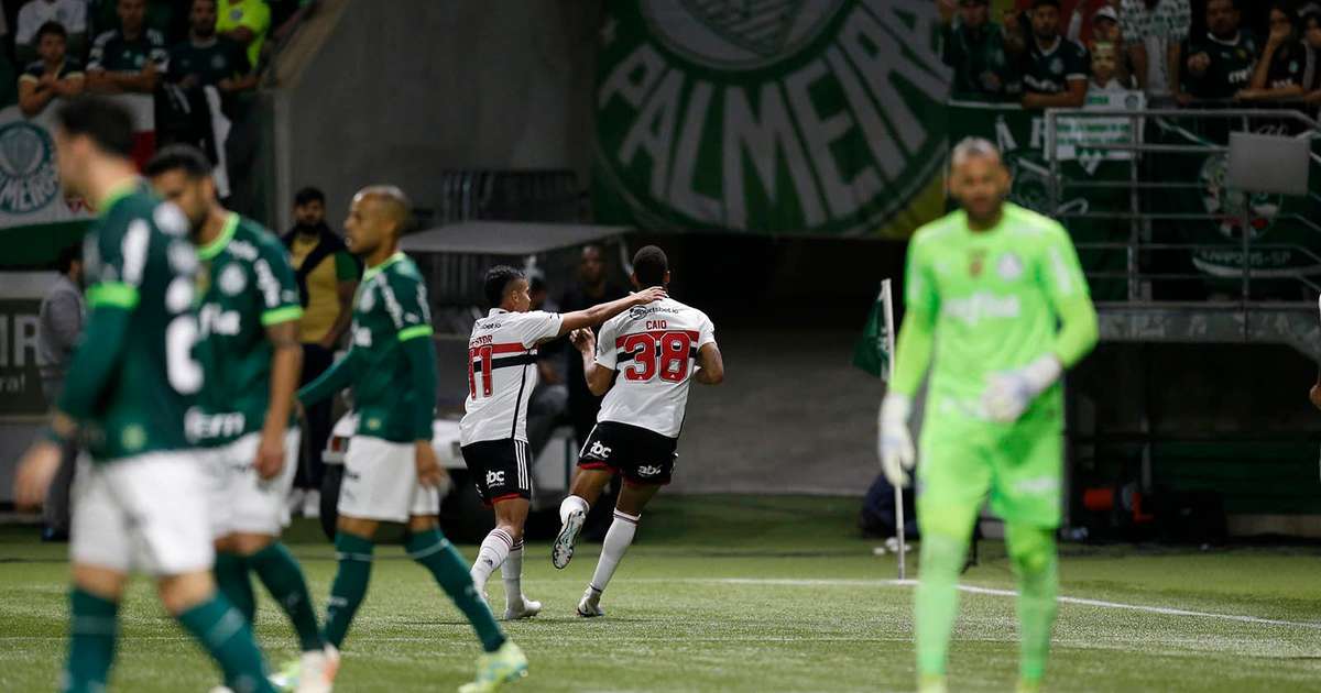 Chapéu! Como Abel Ferreira atuou na negociação de Caio Paulista com o Palmeiras