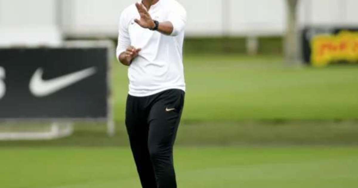 Fernando Lázaro deixa o Corinthians e assumirá cargo no Grêmio