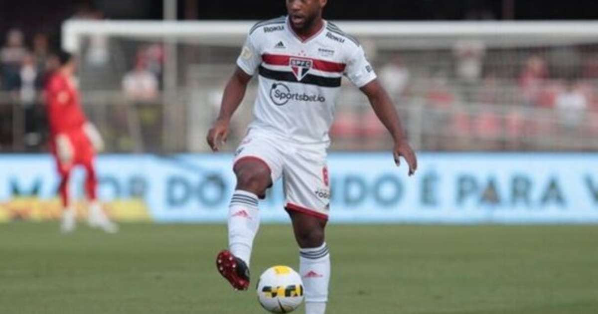 Vitória faz proposta e negocia contratação de Luan, do São Paulo