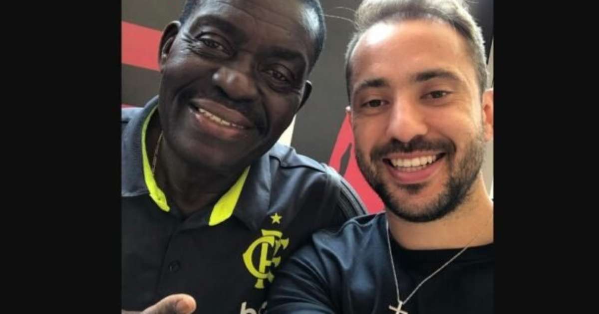 Mundo do futebol presta homenagem a Denir, massagista do Flamengo