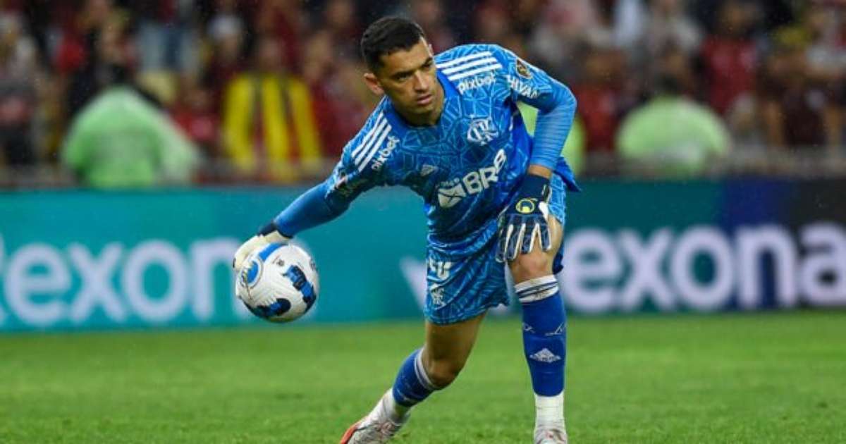 Flamengo aposta nas categorias de base para repor saída de Santos