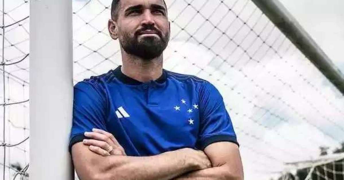 Dirigente não tem pressa quanto ao futuro de Gilberto no Cruzeiro