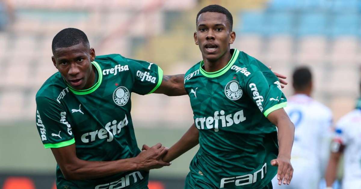 Com show de Estêvão, Palmeiras atropela Queimadense em estreia pela Copinha