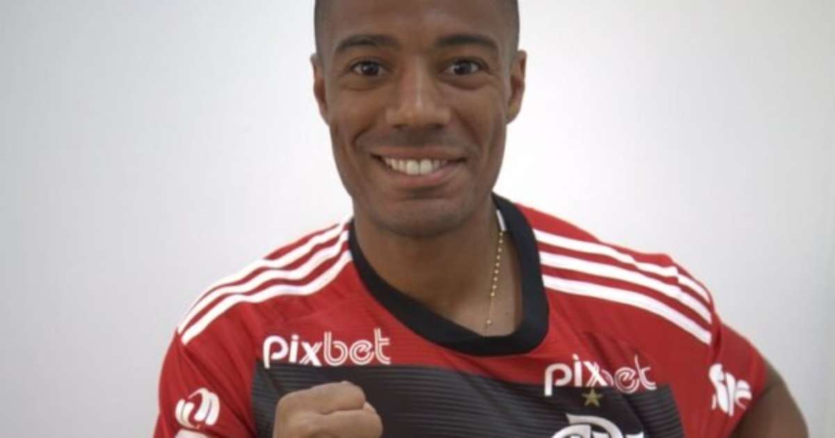 De La Cruz chega ao Rio para se apresentar ao Flamengo