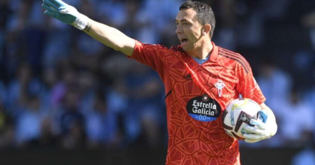 Grêmio se aproxima da contratação do goleiro Marchesin