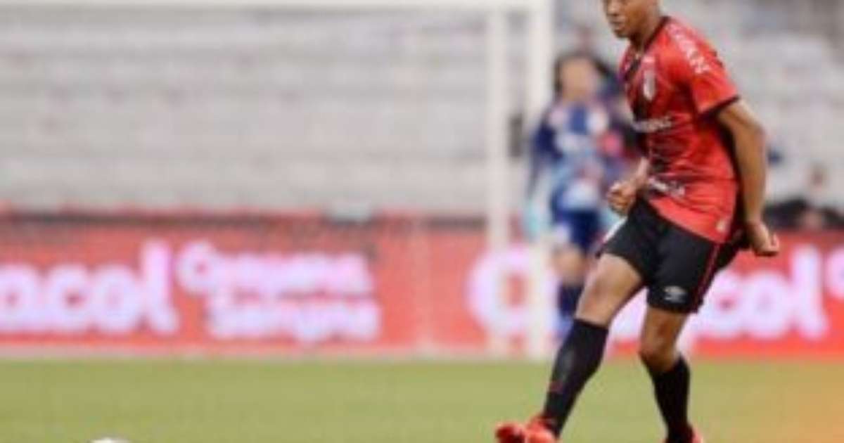 Athletico recusa nova oferta do Corinthians por Erick