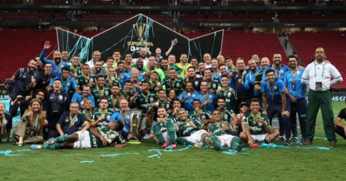 Palmeiras aposta em manutenção e tem equipe mais 
