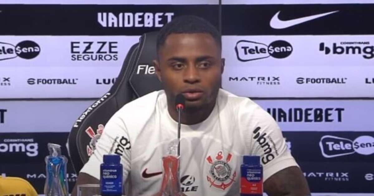 Corinthians apresenta Palacios, que avisa: 