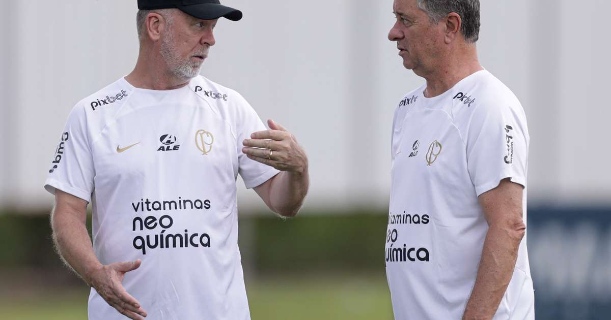 Corinthians segue ativo no mercado em busca de reforços para a temporada