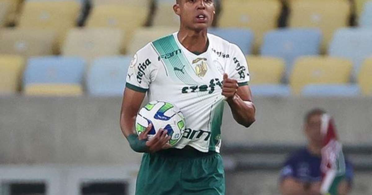 Palmeiras recusa oferta do Rennes, da França, por Vanderlan