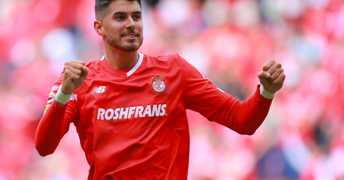 Corinthians negocia com Pedro Raul para reforçar o ataque em 2024