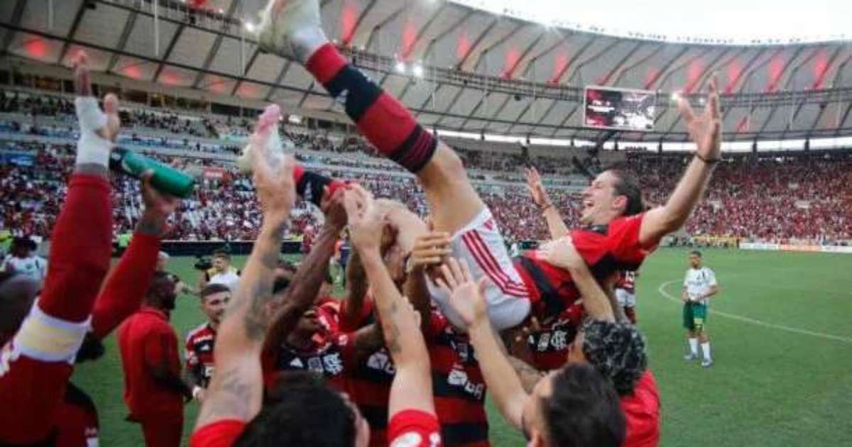 Flamengo anuncia Filipe Luís como técnico do sub-17
