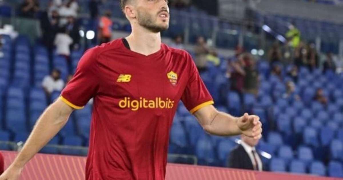 Flamengo acerta a contratação de Matías Viña por cinco temporadas